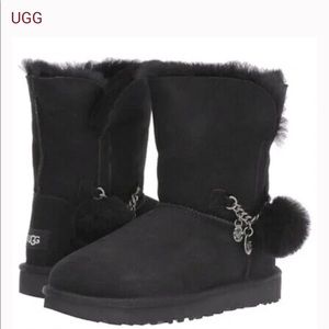 UGG classic short charm black boots